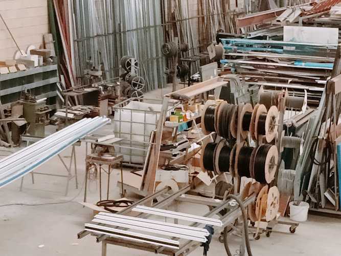 Fotografia tomada fuera de Carpintería Metálica Castiñeira S.L - Carpintería metálica y de aluminio en Taboada, Lugo