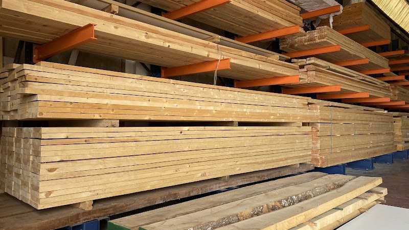 Fotografia tomada fuera de Tablema Sur S L - Establecimiento de venta de madera en El Ejido, Almería