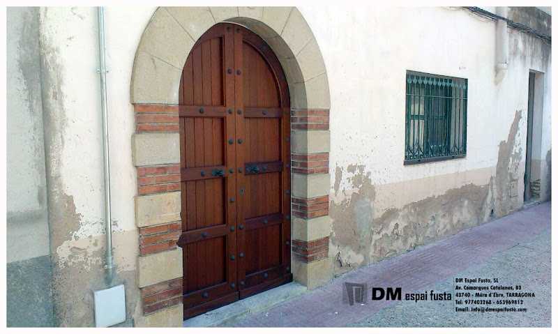 Fotografia tomada fuera de DM Espai Fusta - Carpintería en Móra d'Ebre, Tarragona