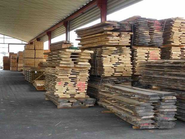 Fotografia tomada fuera de Maderas Romero, S.A. - Proveedor de puertas en Don Benito, Badajoz