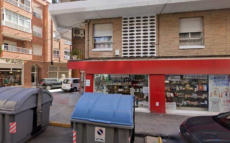 Fotografia tomada fuera de Carpintería Metálica Gallardo Pérez S.L. - Carpintería metálica y de aluminio en Crevillent, Alicante