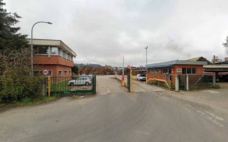 Fotografia tomada fuera de Unión de Empresas Madereras, S.A.U. - Fábrica en Coristanco, A Coruña