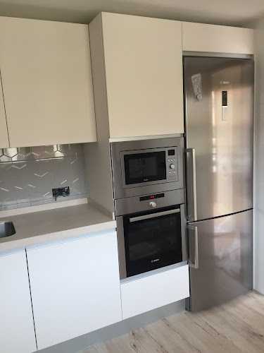 Fotografia tomada fuera de Merbau Cocinas | Muebles de cocina en Valladolid - Fábrica de muebles en Cistérniga, Valladolid