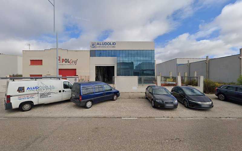 Fotografia tomada fuera de Aludolid - Carpintería metálica y de aluminio en Valladolid, Valladolid