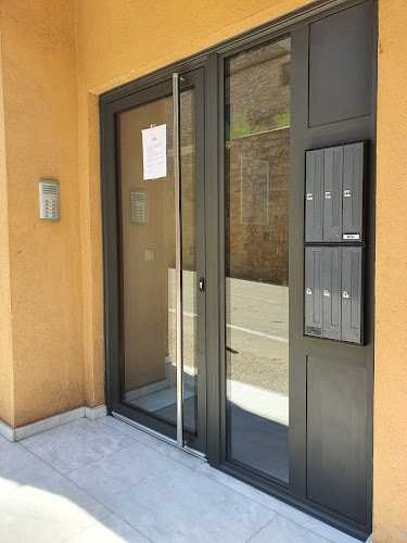 Fotografia tomada fuera de MAX ALUMINIOS S.C - Metal·listeria en Figueres, Girona