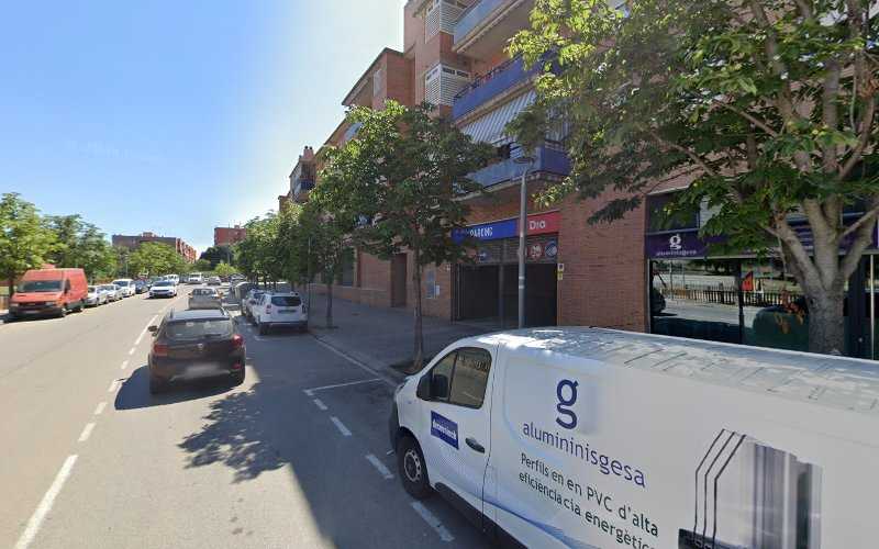 Fotografia tomada fuera de Aluminios Gesa Sl - Metal·listeria en Canovelles, Barcelona