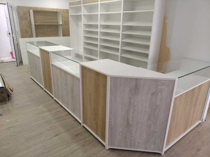 Fotografia tomada fuera de Carpintería y Ebanistería Equipatienda - Carpintería en Corró d'Avall, Barcelona