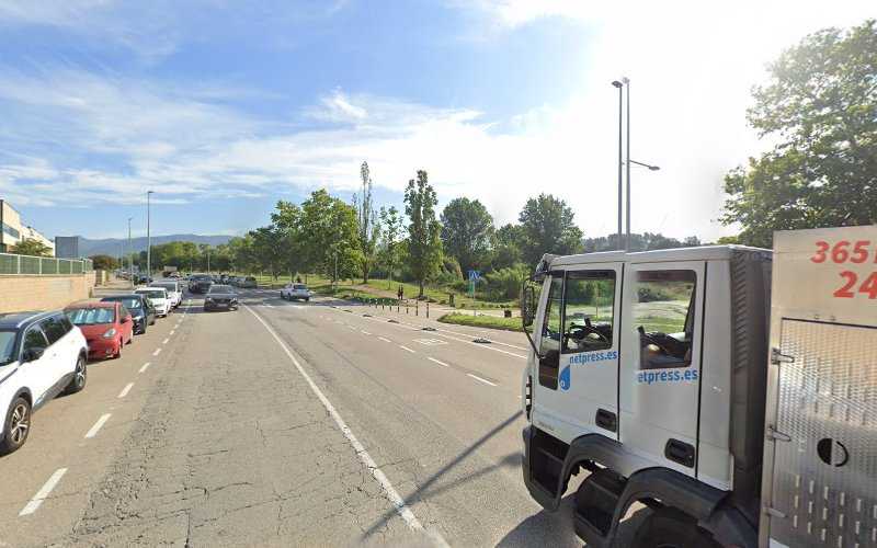 Fotografia tomada fuera de Carpinteria Metalica Llerona - Carpintería metálica y de aluminio en Llerona, Barcelona