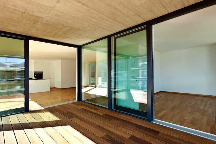 Fotografia tomada fuera de Aluminios Bellavista SL - Carpintería metálica y de aluminio en Bellavista, Barcelona