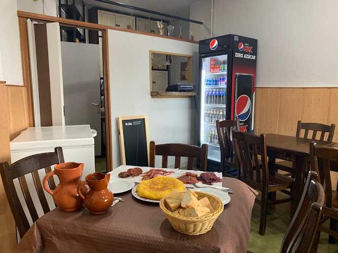 Fotografia tomada fuera de Bar Luan Casa Rubin - bares en Campomanes, Asturias