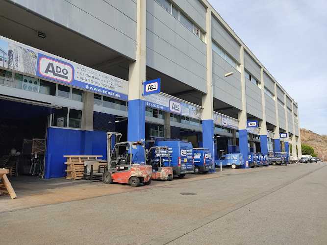 Fotografia tomada fuera de Ado Cerramientos Metálicos SA - Badalona - Cerrajero en Badalona, Barcelona