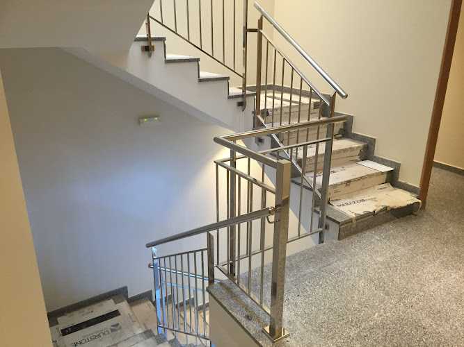 Fotografia tomada fuera de Carpinteria Inox Pontevedra S L L - Carpintería metálica y de aluminio en Pontevedra, Pontevedra