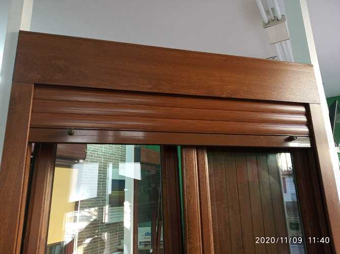 Fotografia tomada fuera de GALLAS KONPONKETAK - Carpintería metálica y de aluminio en Arrasate, Guipúzcoa