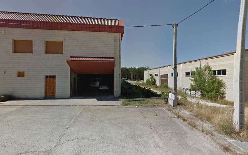 Fotografia tomada fuera de Aluminios Del Arlanza - Carpintería metálica y de aluminio en Quintanar de la Sierra, Burgos