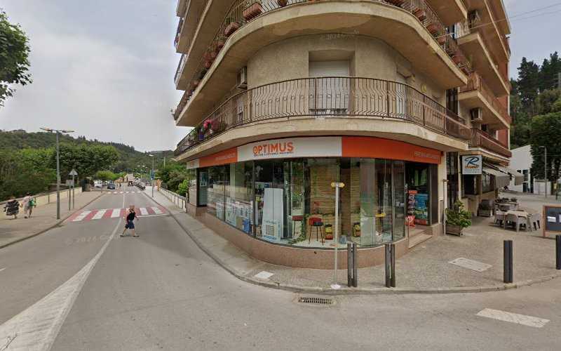 Fotografia tomada fuera de Optimus - Brico Arbúcies - Botiga de bricolatge en Arbúcies, Girona