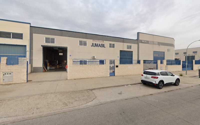 Fotografia tomada fuera de Jumasil - Tienda de bricolaje en Aranjuez, Madrid