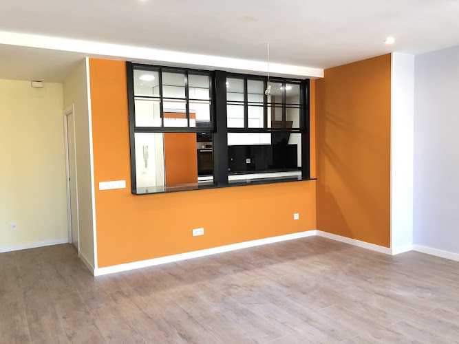 Fotografia tomada fuera de Necesito Reformar Soluciona, S.L. - Reformas en Madrid, Madrid