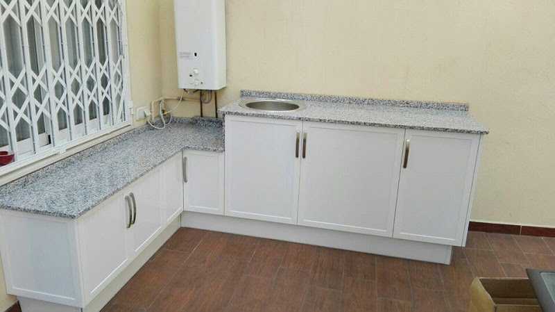 Fotografia tomada fuera de Carpintería,Cocinas e Interiores Caballero - Carpintería en Alcàsser, Valencia