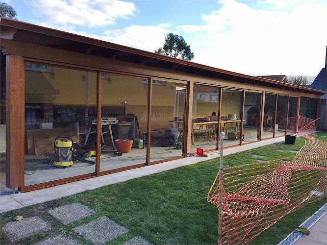 Fotografia tomada fuera de Ivagar - Carpintería metálica y de aluminio en Almeiras, A Coruña