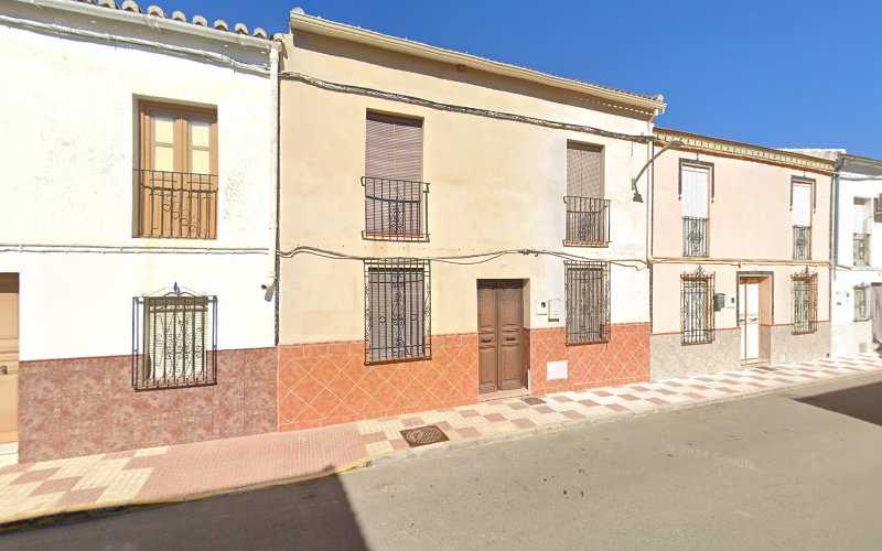 Fotografia tomada fuera de R METALICAS ALMARGEN SLL - Carpintero en Almargen, Málaga