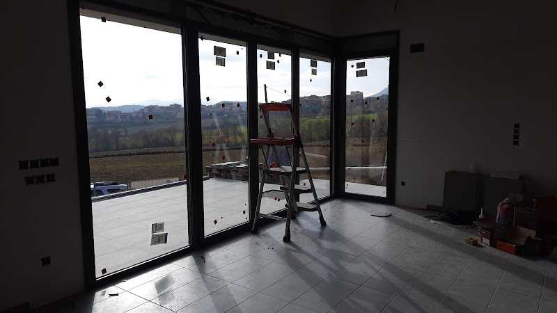 Fotografia tomada fuera de Serralleria Berguedana - Ventana de aluminio en Berga, Barcelona