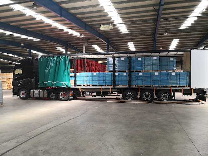 Fotografia tomada fuera de Ebaki - Empresa maderera en Muxika, Vizcaya