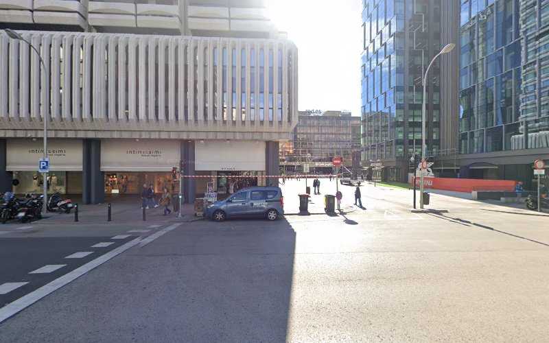 Fotografia tomada fuera de Explotaciones Alvarez S.A. - Aserradero en Madrid, Madrid