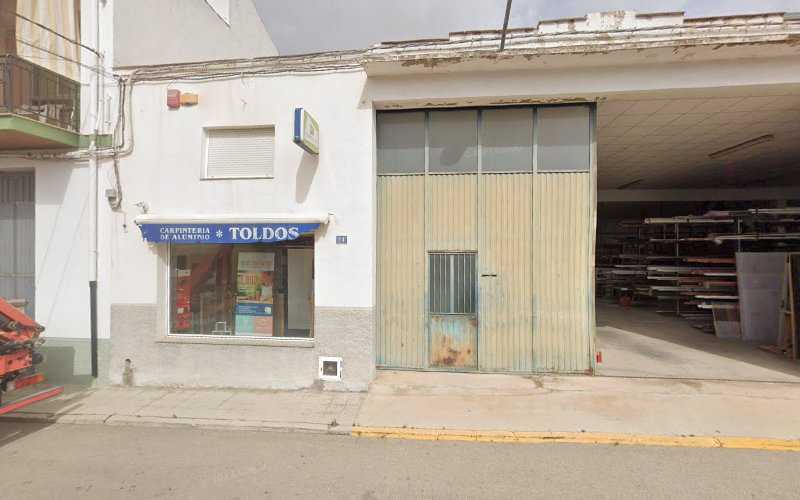 Fotografia tomada fuera de Carpintería de Aluminio Pastor - Carpintería metálica y de aluminio en Ayora, Valencia