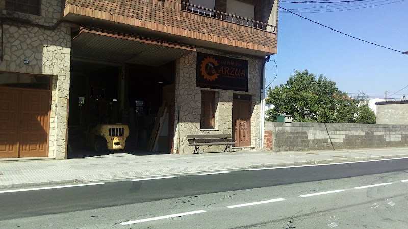 Fotografia tomada fuera de Carpintería Arzúa SC - Establecimiento de venta de madera en Arzúa, A Coruña