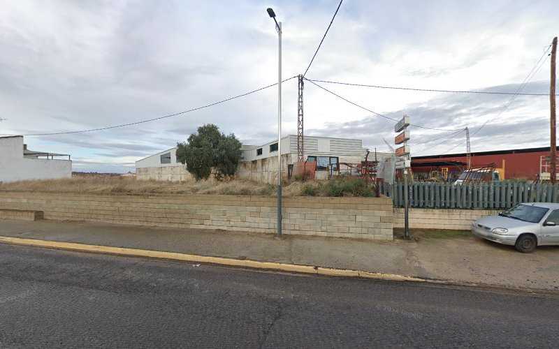 Fotografia tomada fuera de Carpintería Metálica Isidoro Cabrera - Carpintería metálica y de aluminio en Alcaracejos, Córdoba