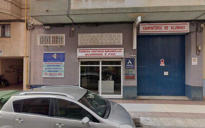 Fotografia tomada fuera de A. Barberá - Carpintero en Castellón de la Plana, Castellón