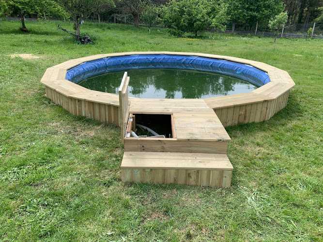 Fotografia tomada fuera de Carpinteria Alveiro S.L. - Carpintería en Oleiros, A Coruña