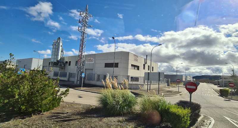 Fotografia tomada fuera de Carpinteria Teotimo - Carpintero en Padilla de Duero, Valladolid