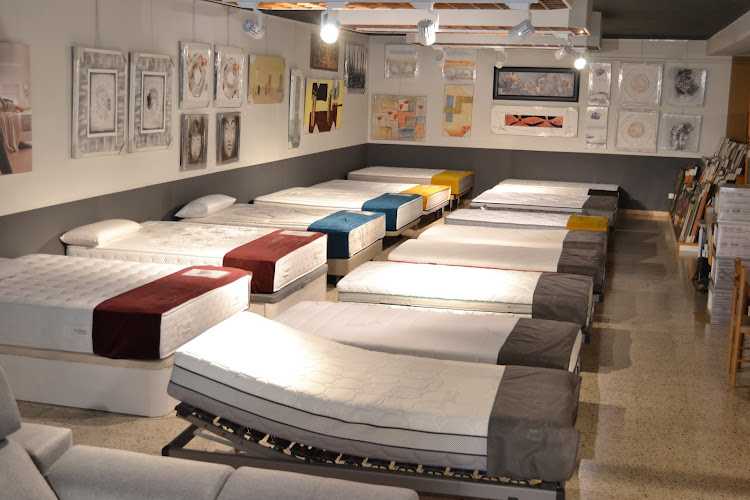 Fotografia tomada fuera de Mobles Costa Casa Sille SL - Botiga de mobles en Guardiola de Berguedà, Barcelona