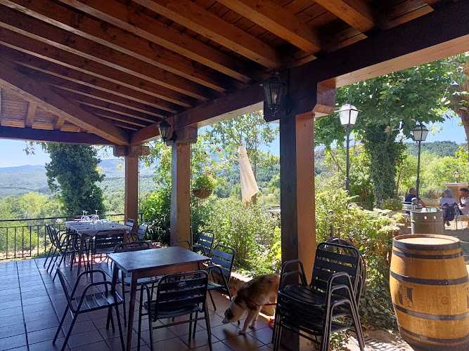 Fotografia tomada fuera de Bar Restaurante Cameros - restaurantes en El Rasillo de Cameros, La Rioja