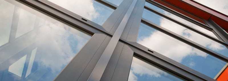 Fotografia tomada fuera de Taher Carpintería Térmica S.L. - Carpintería metálica y de aluminio en Tudela de Duero, Valladolid