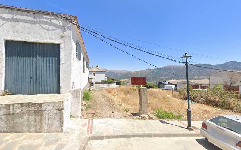 Fotografia tomada fuera de apicolas guadiaro - Carpenter en Cortes de la Frontera, Málaga
