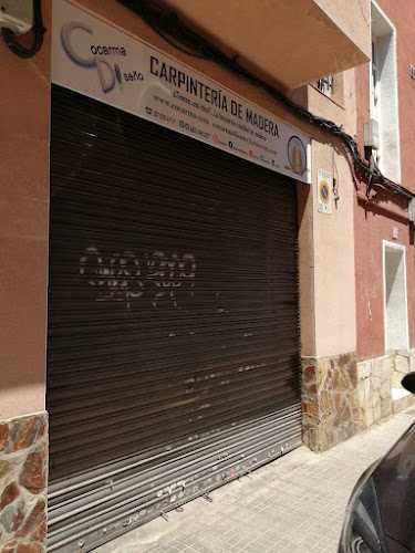 Fotografia tomada fuera de Cocarma Diseño S.L. - Carpintero en Cornellà de Llobregat, Barcelona