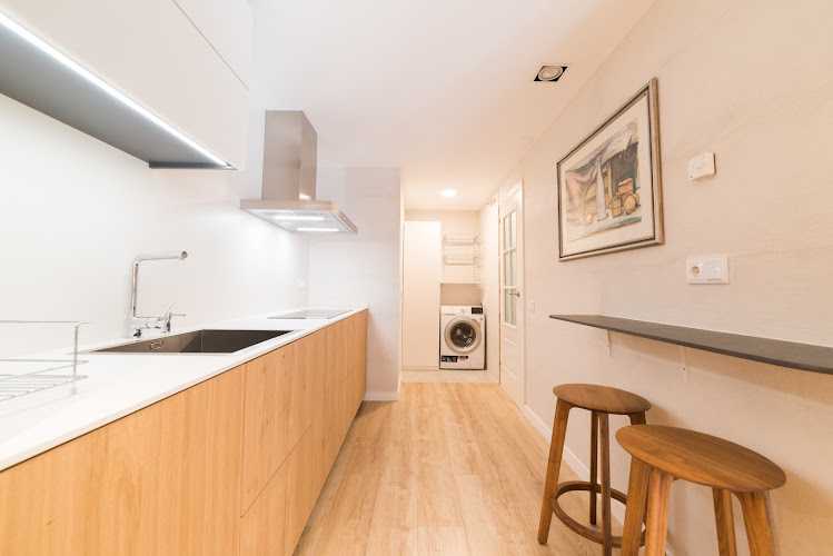 Fotografia tomada fuera de GOMAR Ebanistas - Ebenista en Cornellà de Llobregat, Barcelona