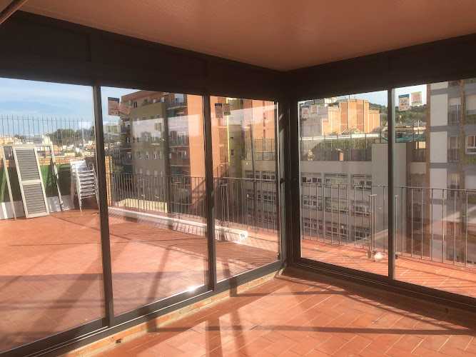 Fotografia tomada fuera de Aluminios Cordellas - Carpintería metálica y de aluminio en Cerdanyola del Vallès, Barcelona