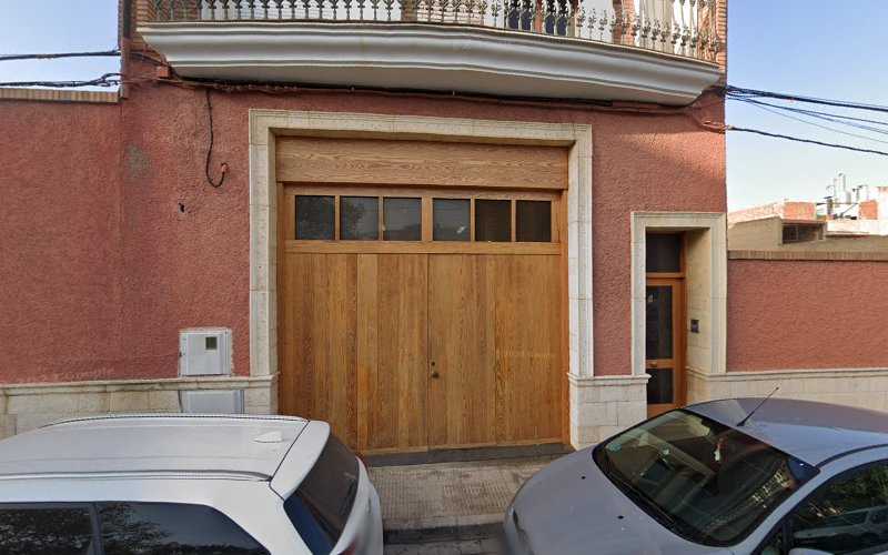 Fotografia tomada fuera de Lupex S.L. - Carpintería en Castellón de la Plana, Castellón