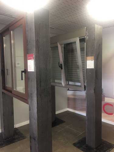 Fotografia tomada fuera de Cabañero Ventanas ( Tienda Castellón) - Carpintería metálica y de aluminio en Castellón de la Plana, Castellón