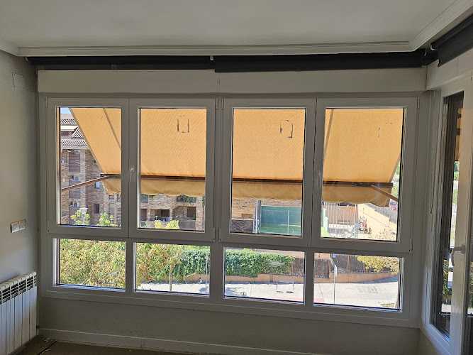 Fotografia tomada fuera de ALUMINIO Y PVC LOSADA Y LOSADA - Carpintería metálica y de aluminio en Camarma de Esteruelas, Madrid