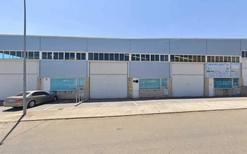 Fotografia tomada fuera de Carpintería Almoraima - Carpintero en Camarma de Esteruelas, Madrid