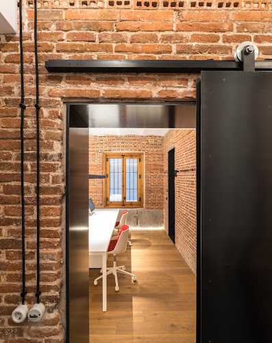 Fotografia tomada fuera de TAMECASA, S.L. - Carpintería metálica y de aluminio en Castellón de la Plana, Castellón