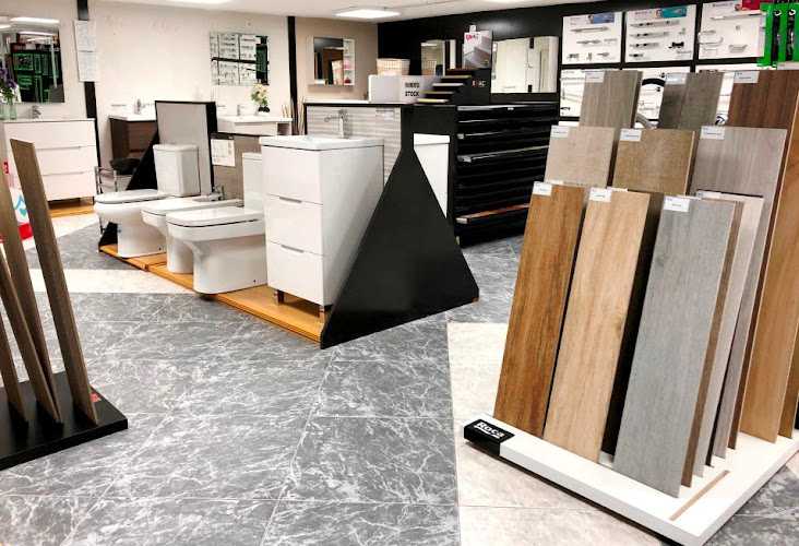 Fotografia tomada fuera de Saneamientos Pereda - Tienda de equipos de baños en Oviedo, Asturias