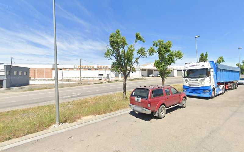 Fotografia tomada fuera de Mur Catalán S.L. - Fábrica de muebles en Fraga, Huesca