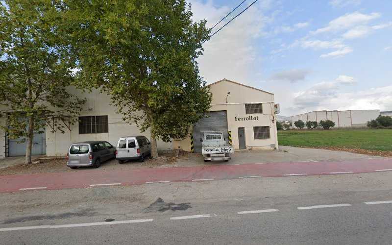 Fotografia tomada fuera de Ferrollat C.B. - Carpintería metálica y de aluminio en Muro de Alcoy, Alicante