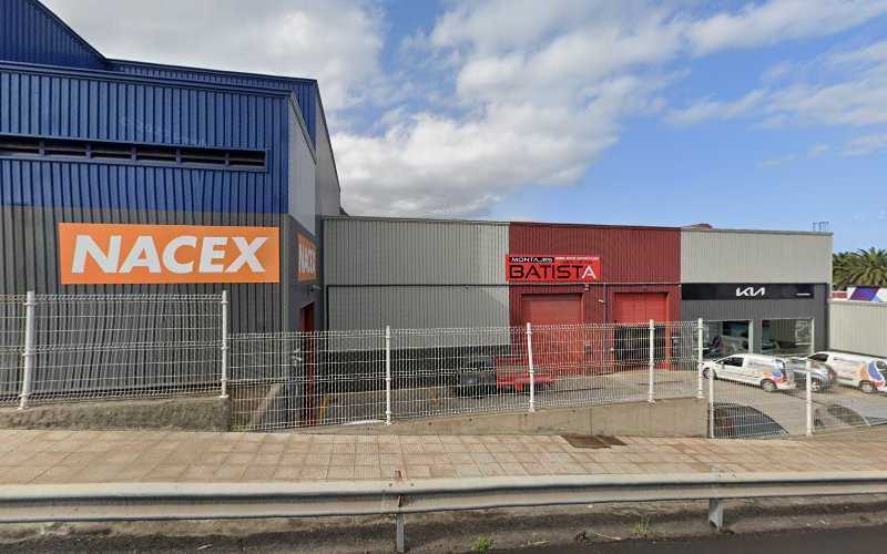 Fotografia tomada fuera de Montajes Batista Aluminios - Carpintería metálica y de aluminio en Breña Alta, Santa Cruz de Tenerife