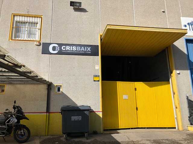 Fotografia tomada fuera de Cris-Baix - Servicio de instalación de ventanas en Molins de Rei, Barcelona